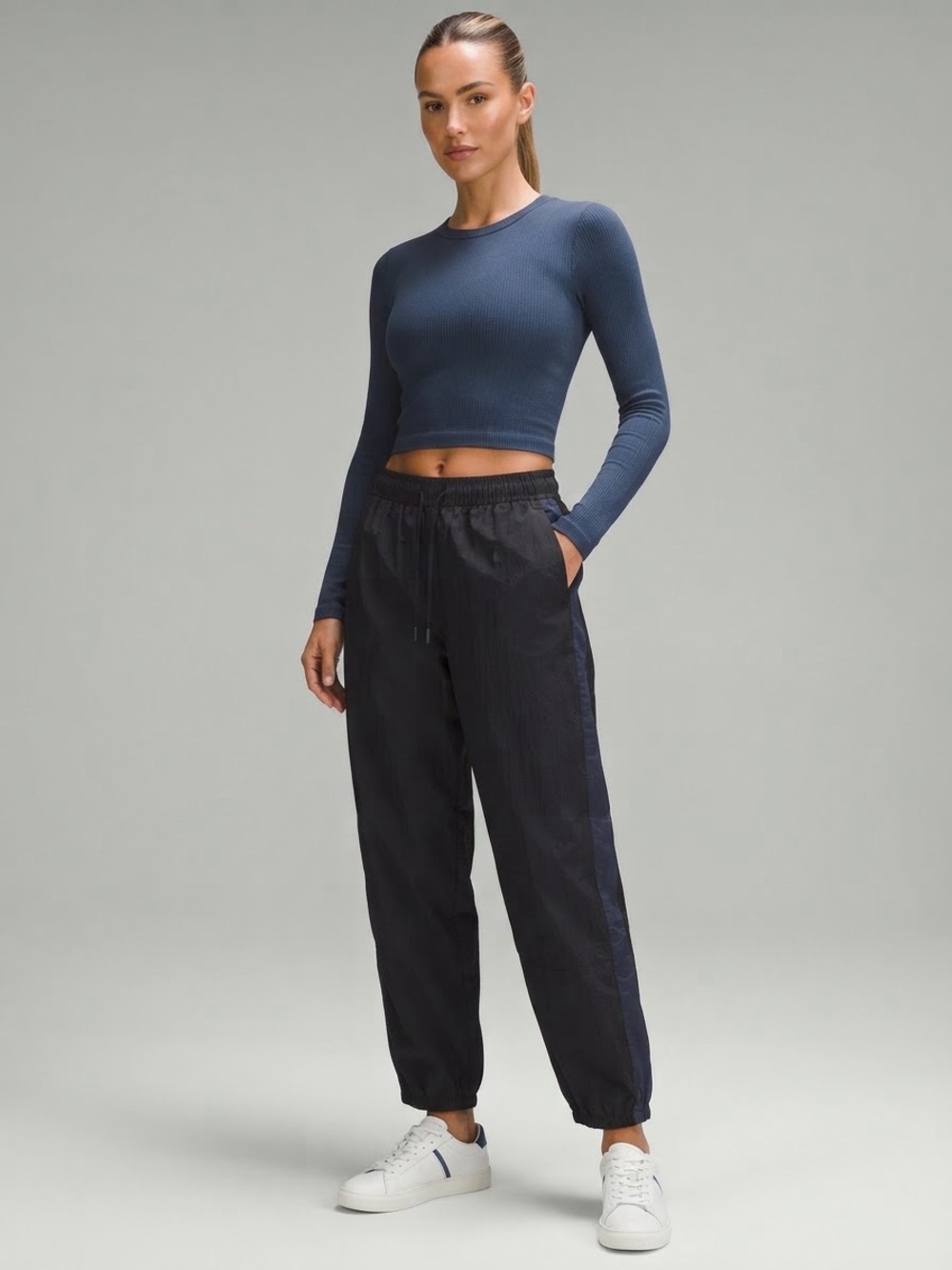 Athleta Daybreak Mid Rise Parachute Jogger